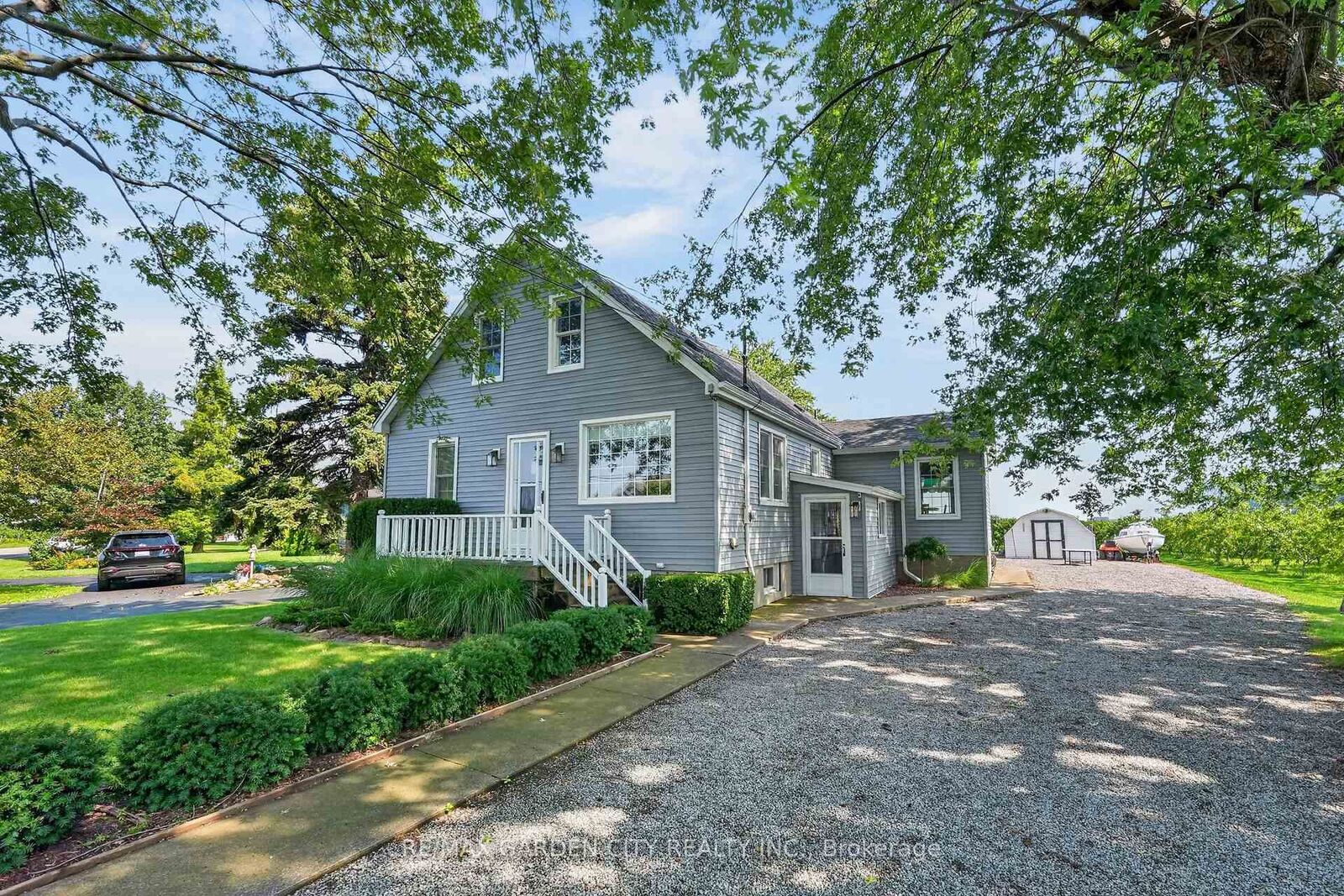 Property Photo:  423 Read Road  ON L2R 7K6 