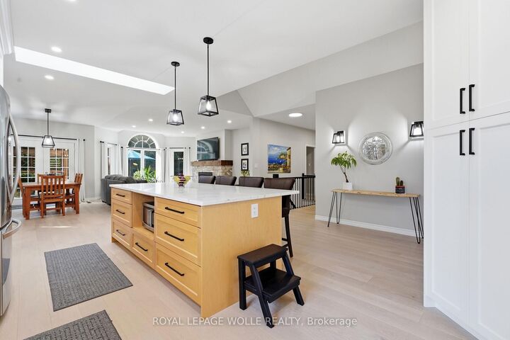 Property Photo: 51 Autumn Ridge Trail ON N2P 2J6