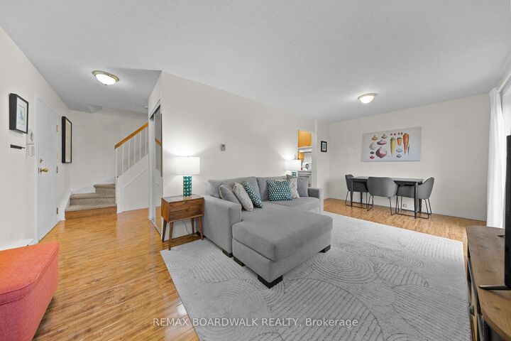 Property Photo:  299 Thomas Street 204  ON K7C 4B8 