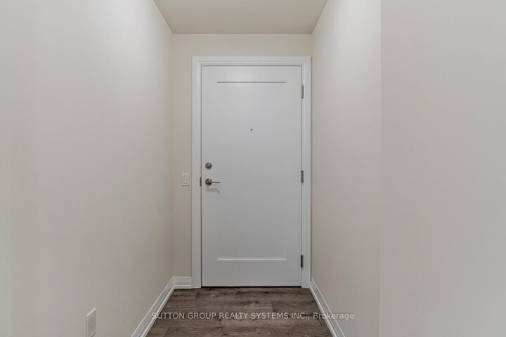 Property Photo:  35 Watergarden Drive 3211  ON L5R 0G8 