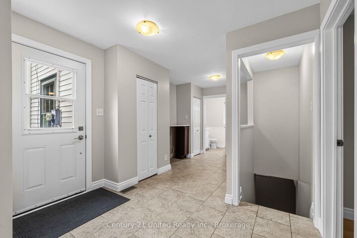 Property Photo:  223 Antrim Street  ON K9H 3G5 