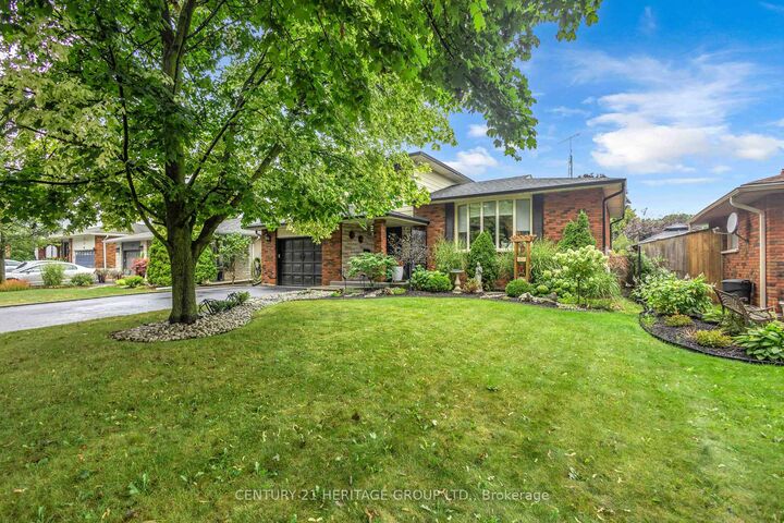 Property Photo:  56 Scotia Avenue  ON N3R 6X5 