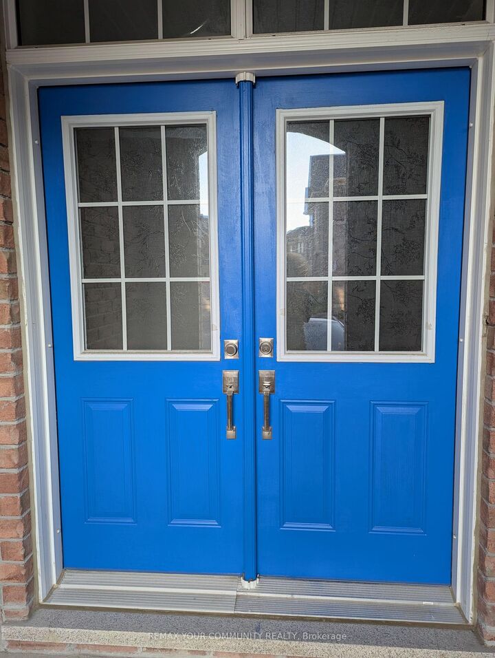 Property Photo:  116 Maguire Road  ON L3X 0M1 