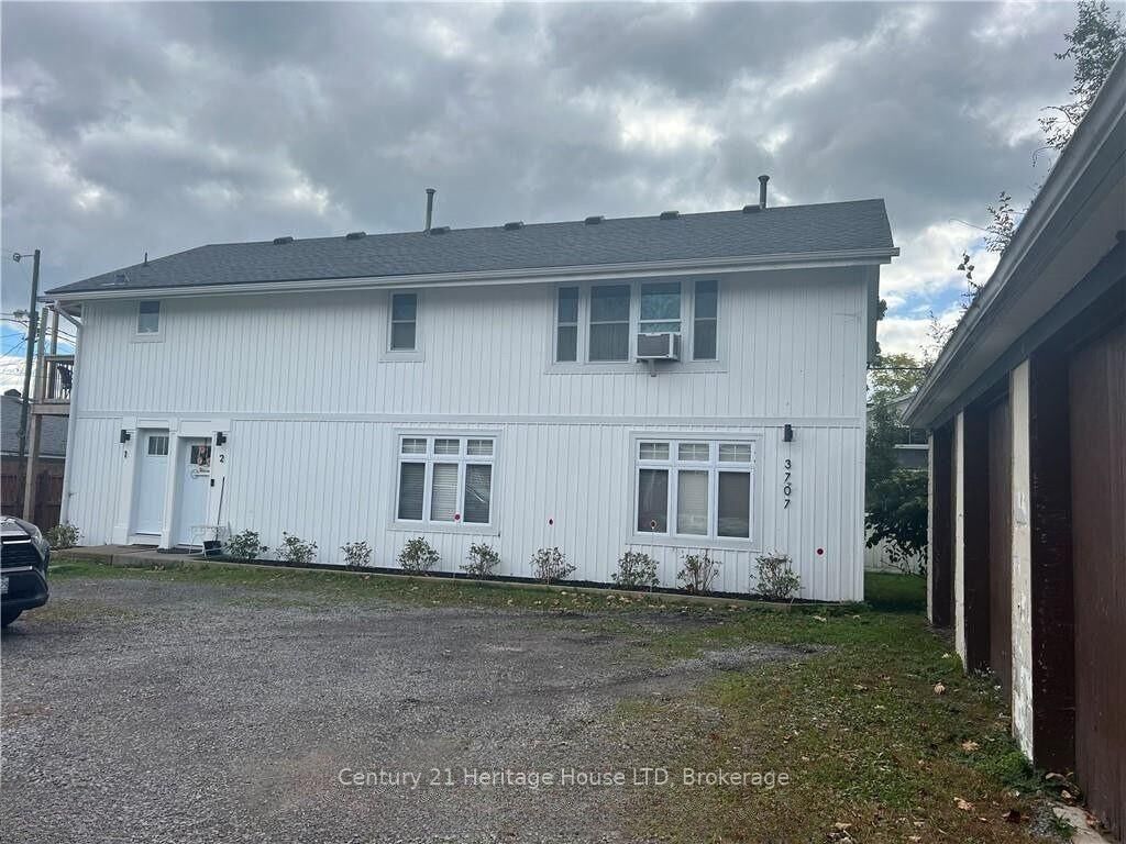 Property Photo: 3707 Hershey Street #Lower ON L0S 1N0