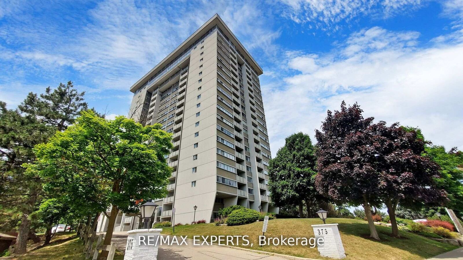 Property Photo:  375 King Street N 407  ON N2J 4L6 