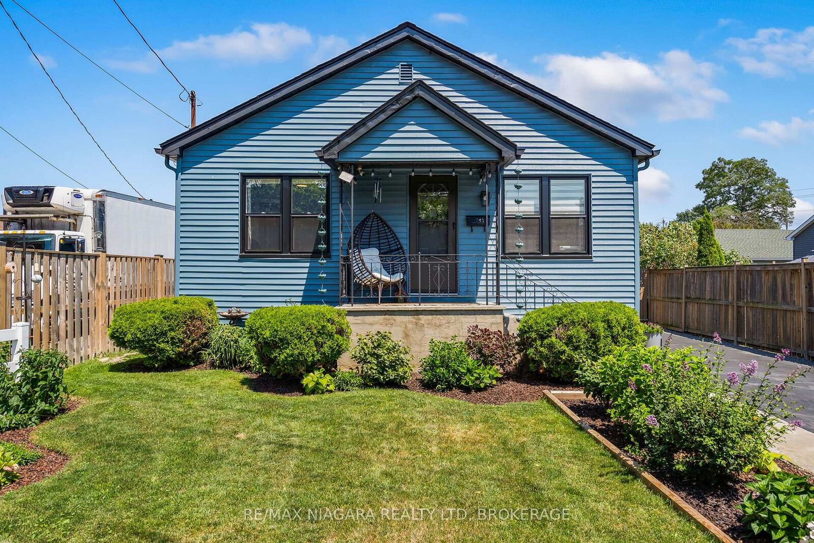 Property Photo:  741 Elm Street  ON L3K 4R2 