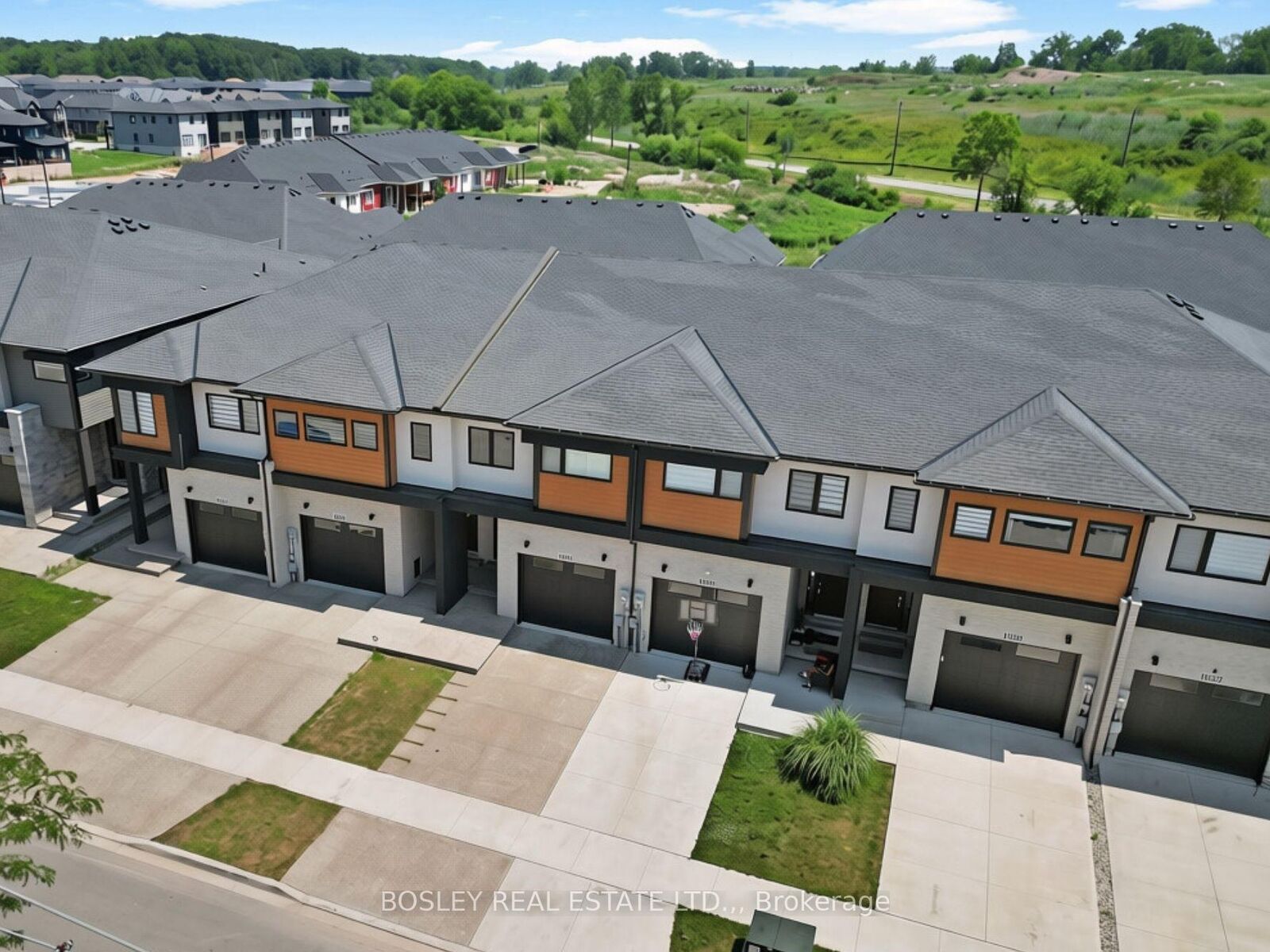Property Photo:  1034 Hansler Road  ON L3C 7M5 