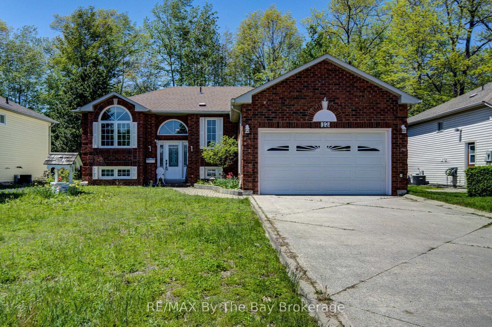 Property Photo:  12 Silver Birch Avenue  ON L9Z 1B7 