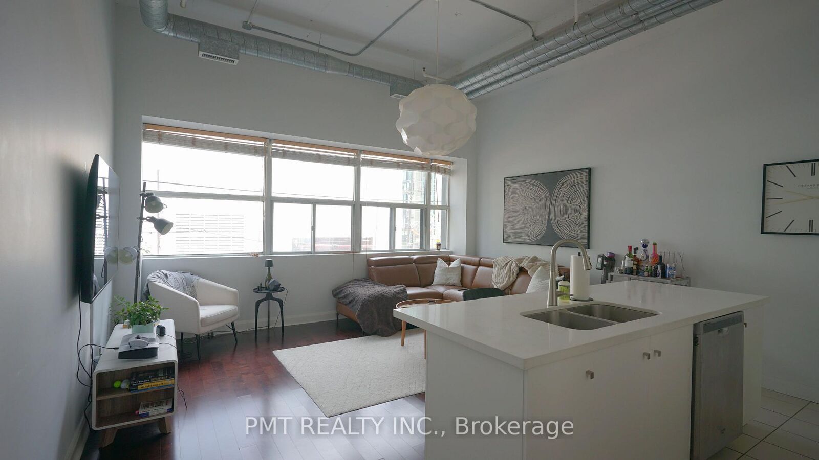Property Photo:  700 King Street W 208  ON M5V 2Y6 