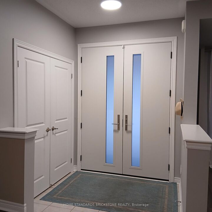 Property Photo:  3058 Eberly Woods Drive  ON L6M 0T5 