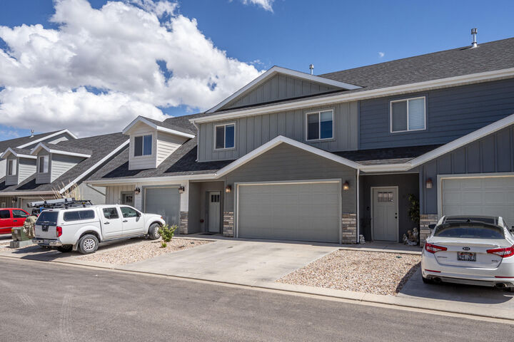 Property Photo: 1563 S Topaz Dr C UT 84720