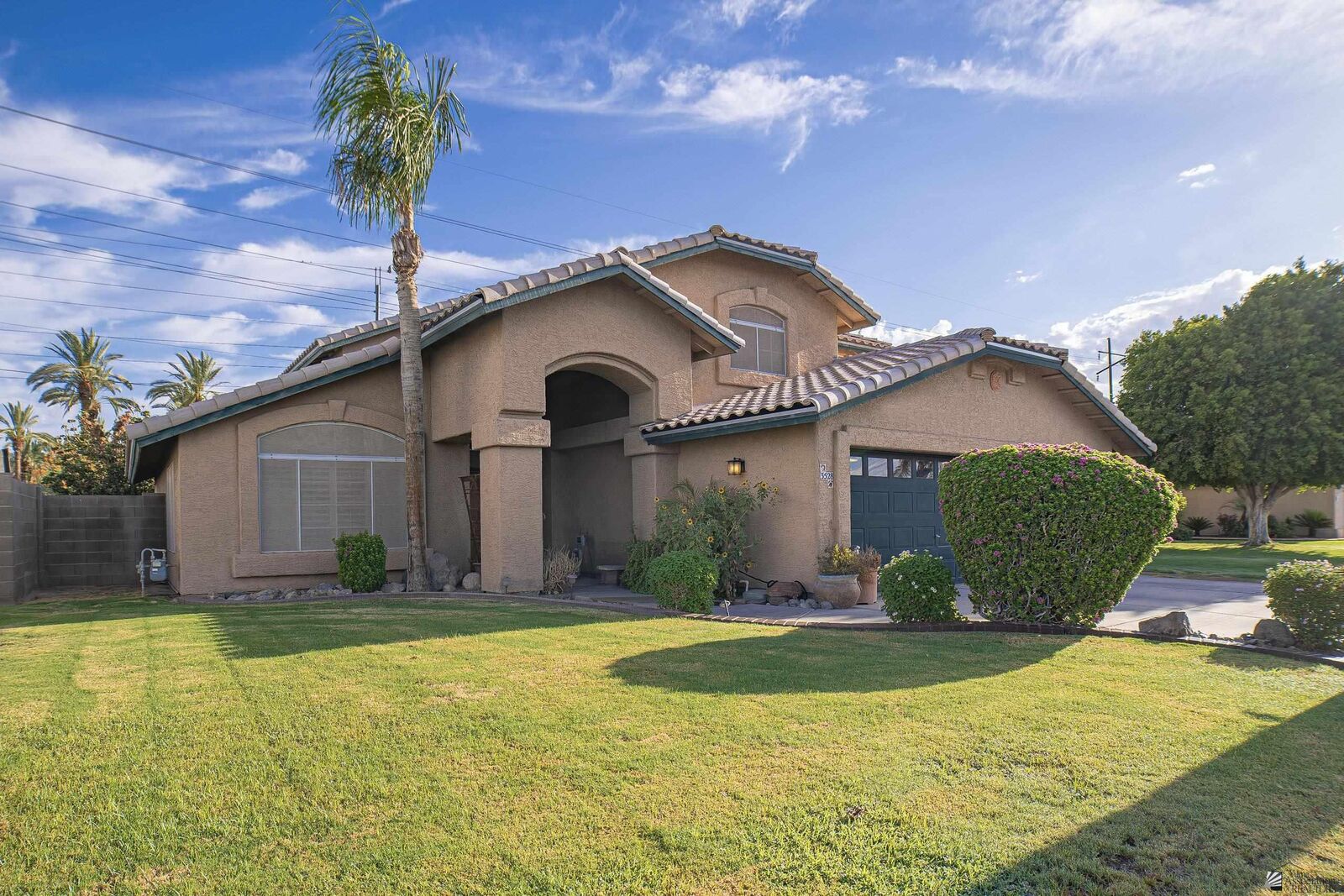Property Photo: 3528 W 12 Pl AZ 85364