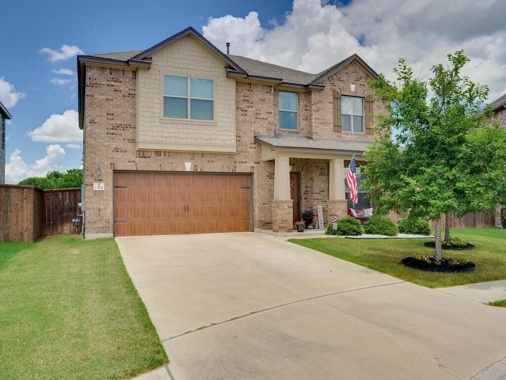 Property Photo:  1304 Decatur Court  TX 78641 