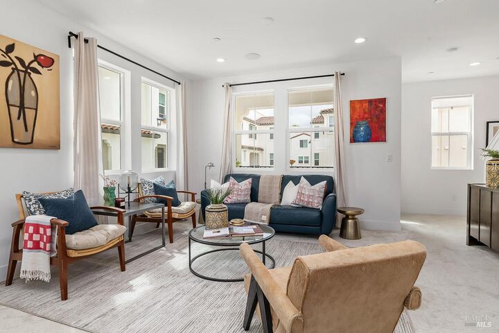 Property Photo: 401 Rockview Road CA 94949