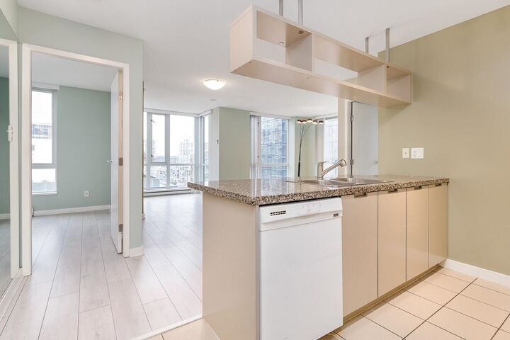 Property Photo:  1082 Seymour Street 1708  BC V6B 1X9 