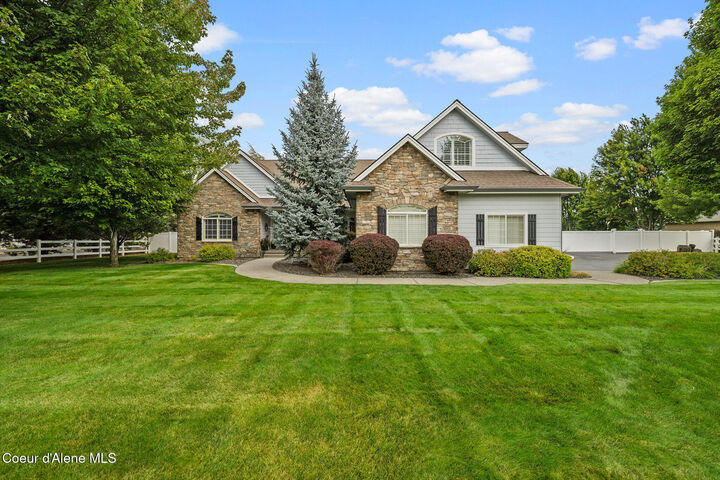 Property Photo:  1525 W Polo Green Ave  ID 83854 