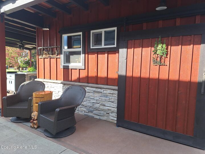 Property Photo: 8 Bogie Ln ID 83804