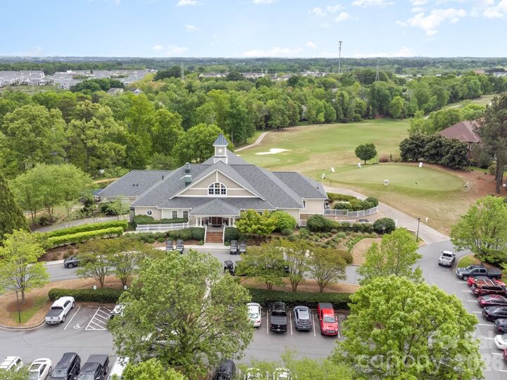 Property Photo:  10216 Edgecliff Road  NC 28078 