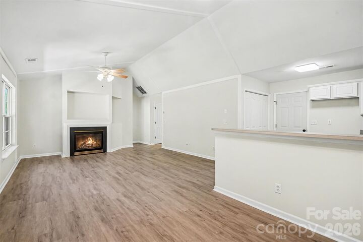 Property Photo:  10424 Green Hedge Avenue  NC 28269 