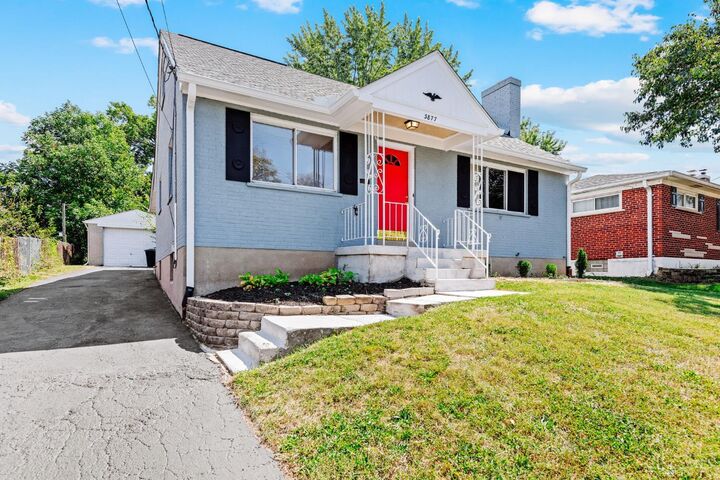 Property Photo: 3877 Mantell Avenue OH 45236