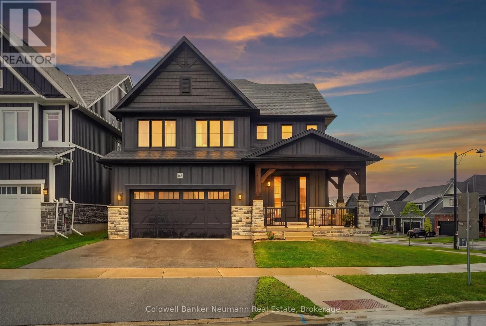 Property Photo:  162 Harrison Street  ON N0B 1S0 