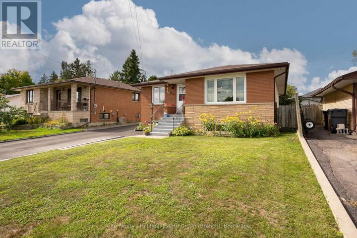 Property Photo:  520 Dublin Avenue  ON P7B 5A3 