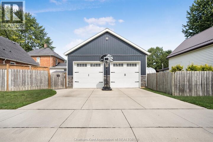 Property Photo:  115 Ursuline Avenue  ON N7L 3L9 