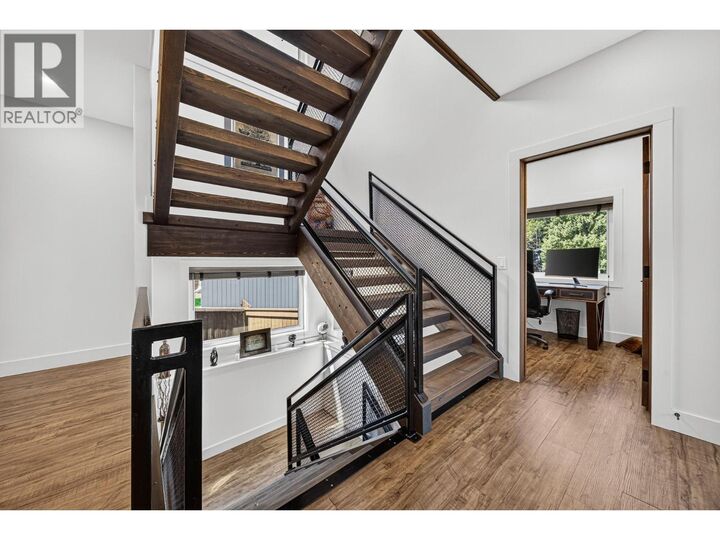 Property Photo:  1305 Briarwood Place  BC V0B 2G2 