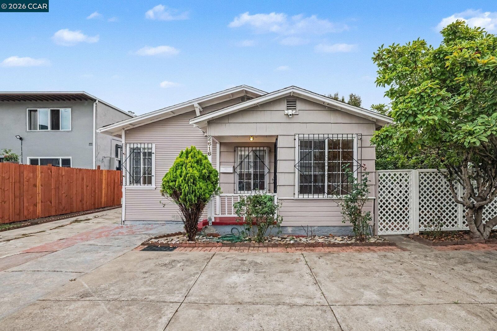 Property Photo:  2616 73rd Ave  CA 94605 