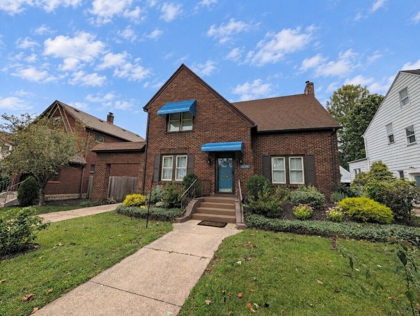 Property Photo:  629 Kahkwa Boulevard  PA 16505 