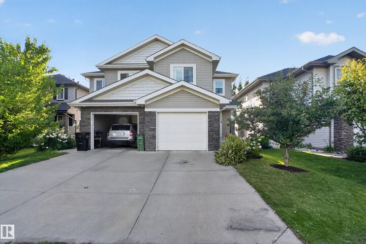 Property Photo:  6722 Cardinal Road SW  AB T6W 2Y6 