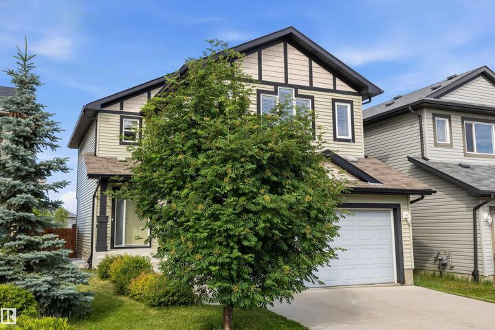 Property Photo:  4020 166 Avenue NW  AB T5Y 0N9 