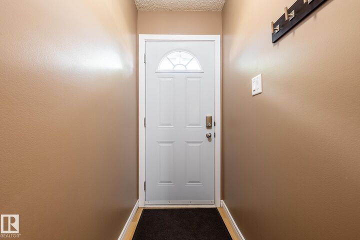 Property Photo: 4707 126 Avenue NW 31 AB T5A 4K4