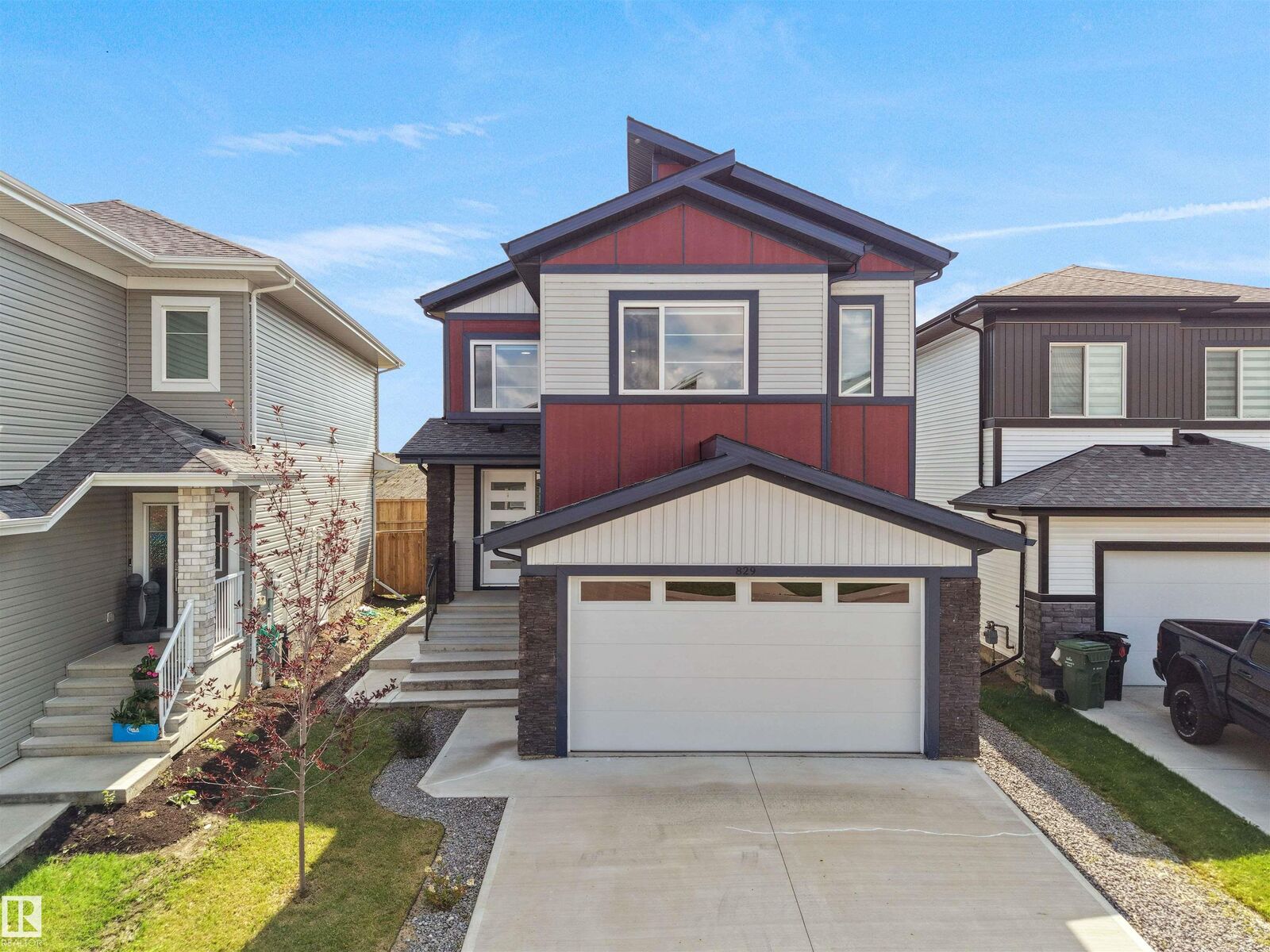Property Photo: 829 Morris Avenue AB T9E 1G1