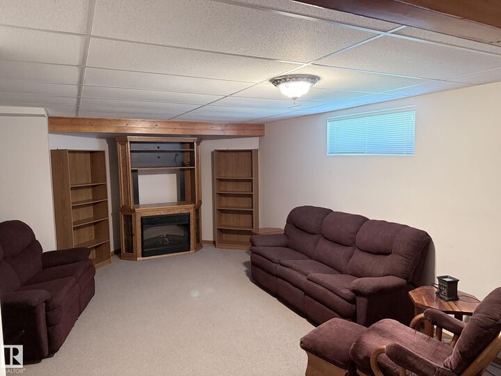 Property Photo:  12 Clearwater Crescent  AB T9A 3R4 