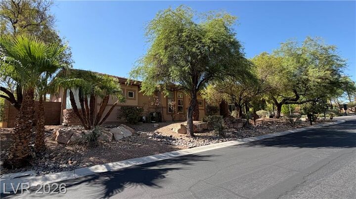 Property Photo: 490 Toucan Ridge Court NV 89012