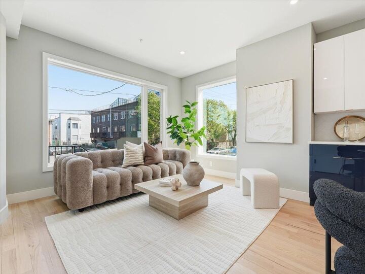 Property Photo: 437 Ogden Ave 1L NJ 07307
