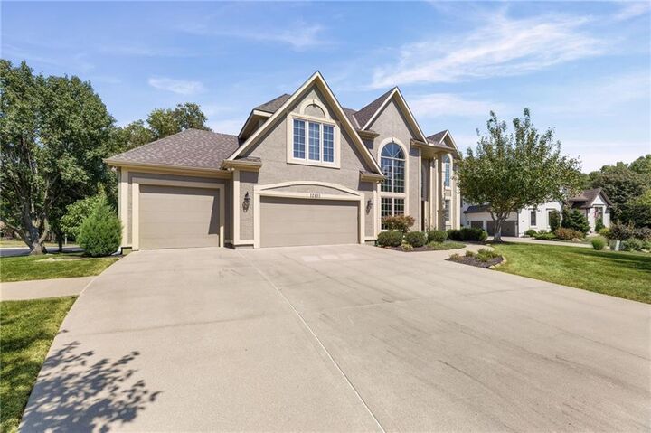 Property Photo:  12401 W 129th Street  KS 66213 