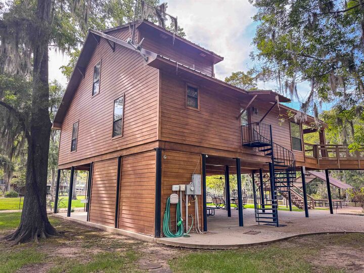 Property Photo:  4921 Cypress Villlage Rd  TX 75661 