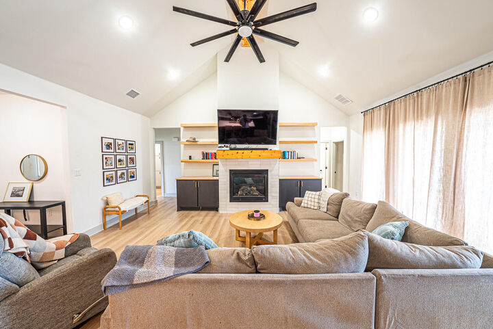Property Photo:  1417 Knight Avenue  TX 79382 