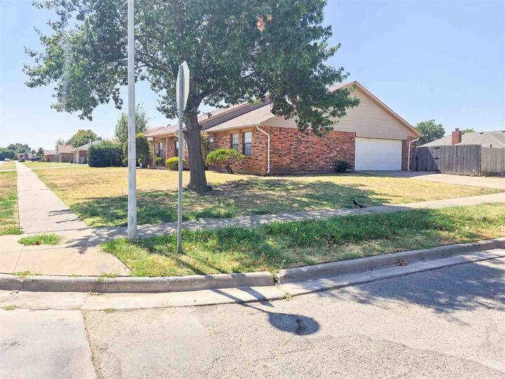 Property Photo:  1120 NW 73rd Street  OK  
