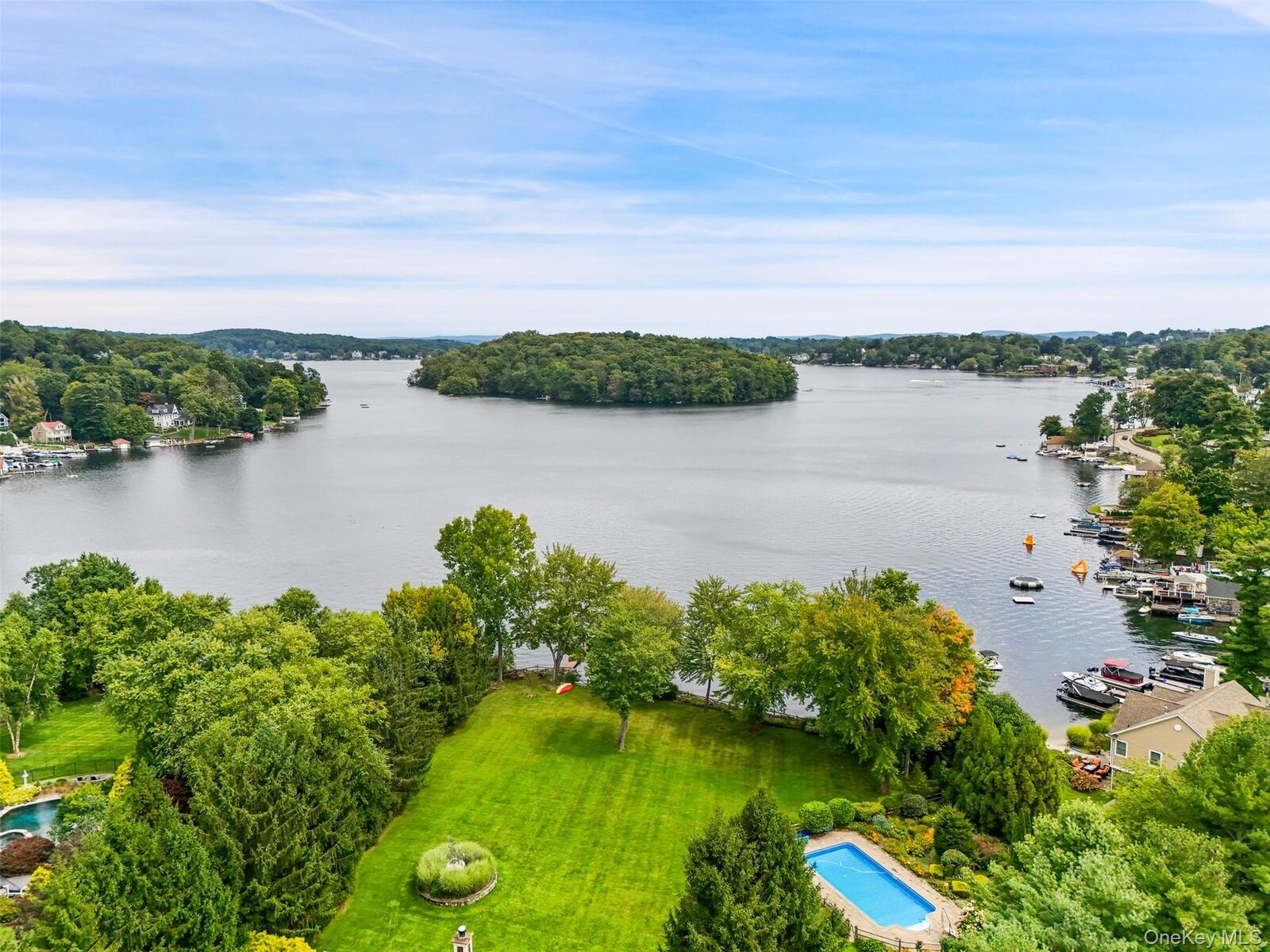 Property Photo:  18 Clara Lane  NY 10541 