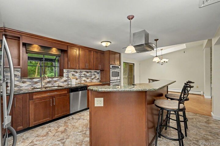 Property Photo:  5 Trolley Road  NY 10567 