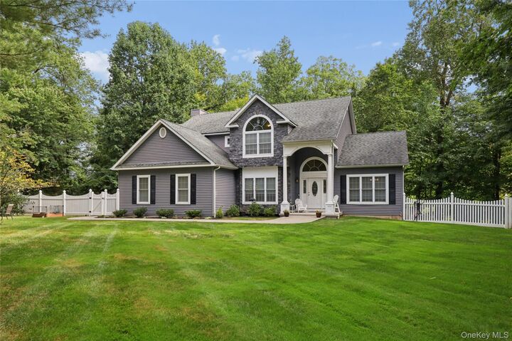 Property Photo:  220 N Little Tor Road  NY 10956 
