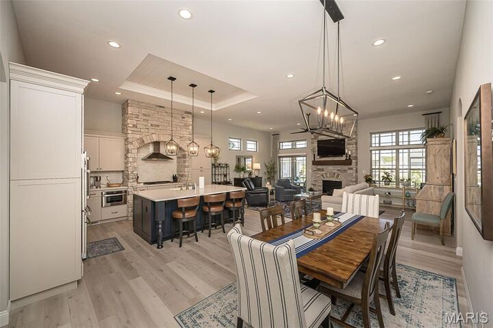 Property Photo:  105 Royal Inverness Parkway  MO 63368 
