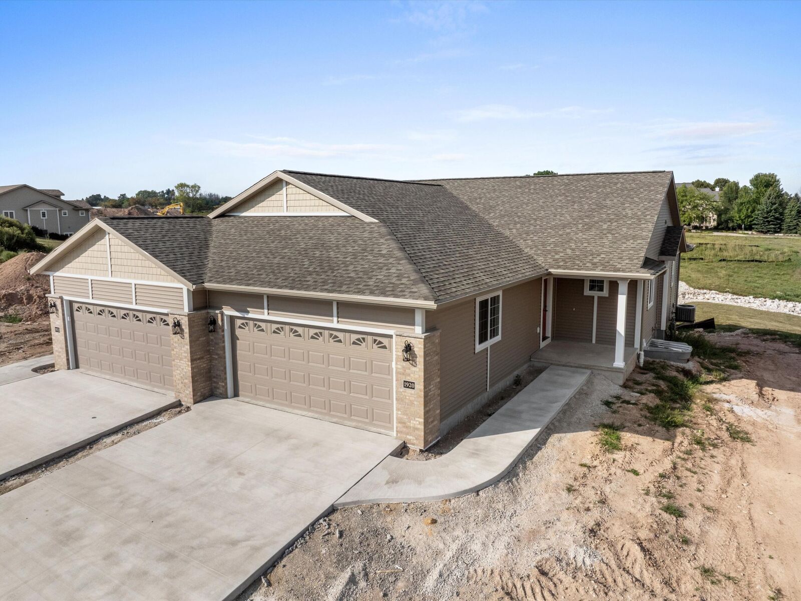 Property Photo:  1920 Ravenswood Ln  WI 54220 