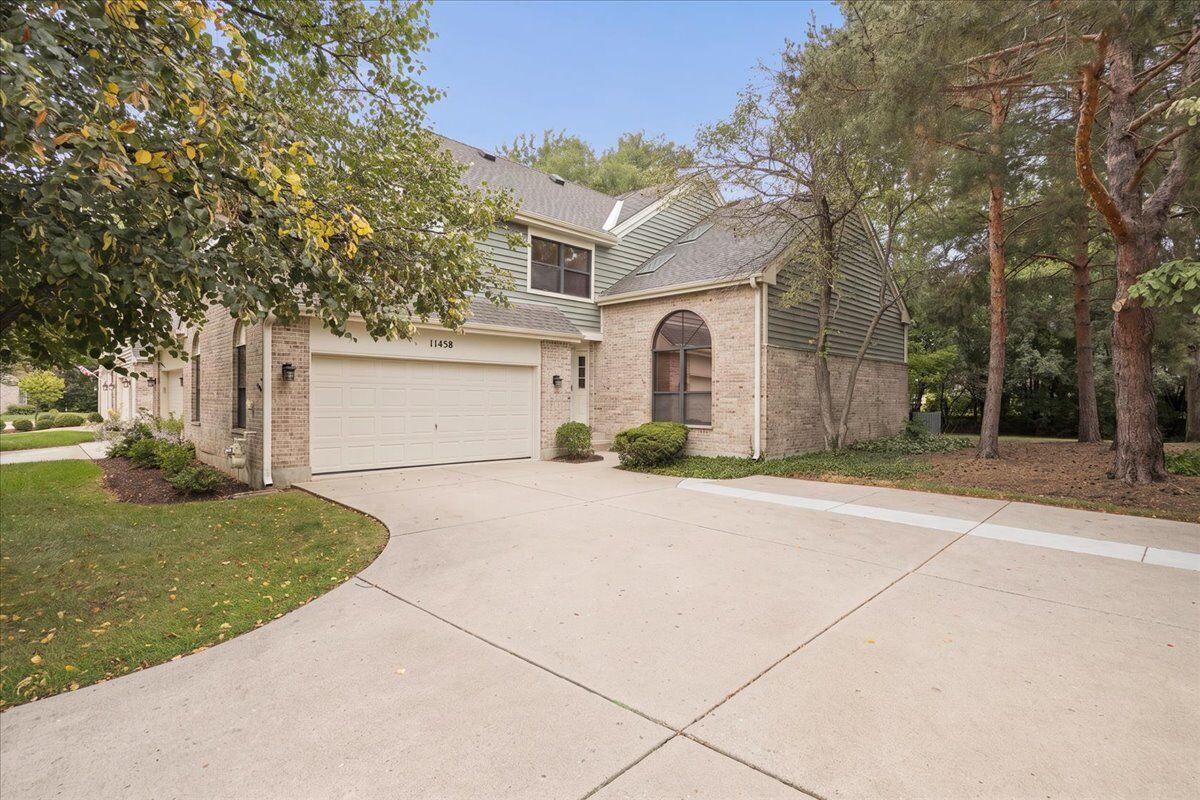 Property Photo:  11458 Ashley Woods Drive  IL 60154 