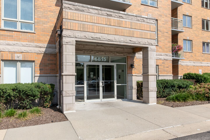 Property Photo: 6815 N Milwaukee Avenue 507 IL 60714