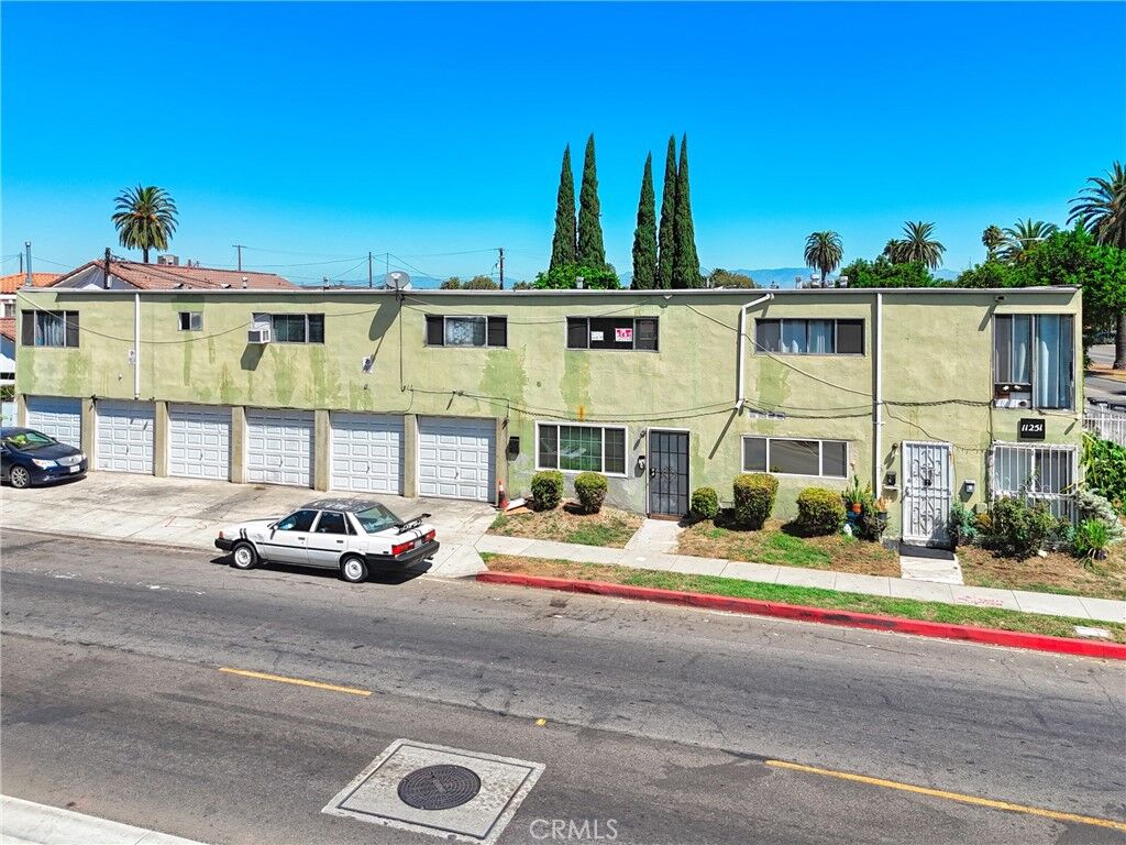 Property Photo:  11251 State  CA 90262 