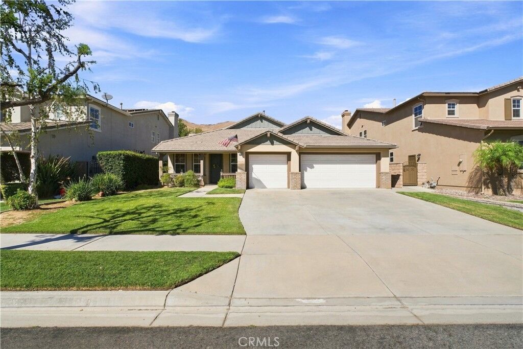 Property Photo:  33516 Lansford Street  CA 92399 